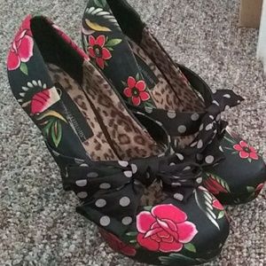 Iron fist vintage looking heels.